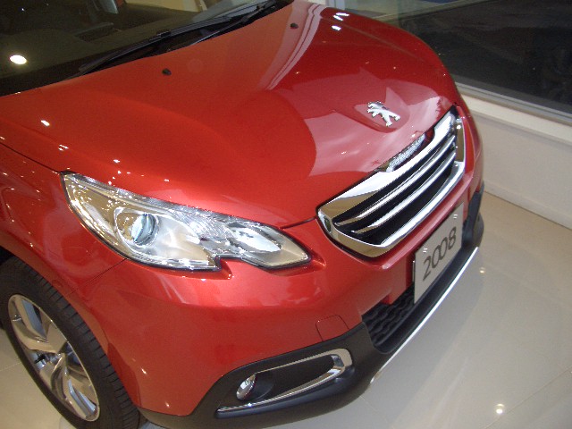 展示車入れ替え