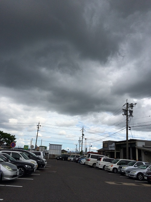 今日の空