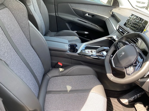 3008 NEW試乗車☆