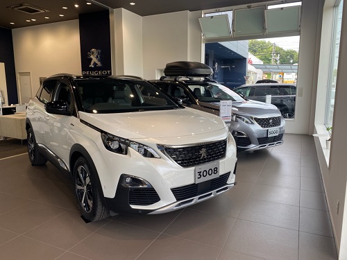 展示車入れ替え