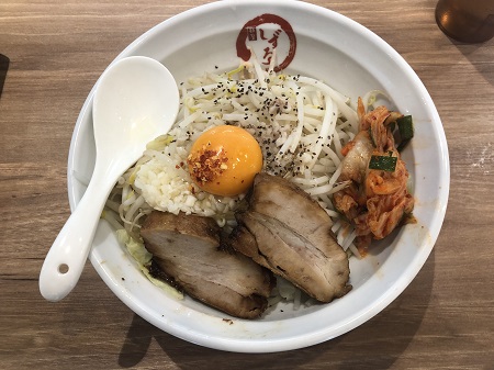 ラーメン「しずる」