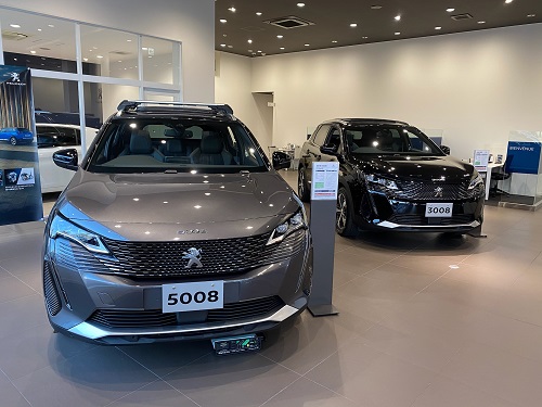 展示車入れ替え