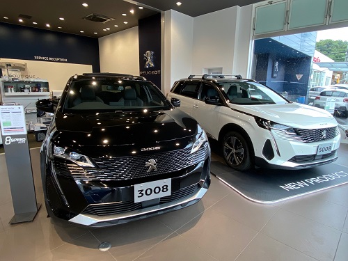 展示車入れ替え