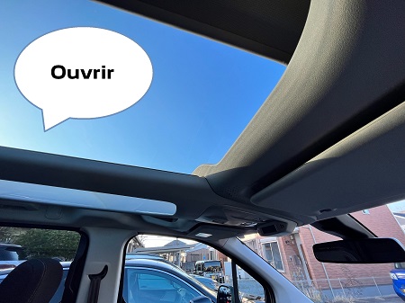 パノラミックガラスルーフ