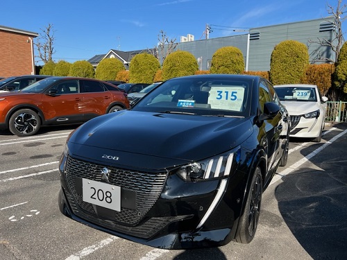 登録済未使用車あります☆～208・2008～