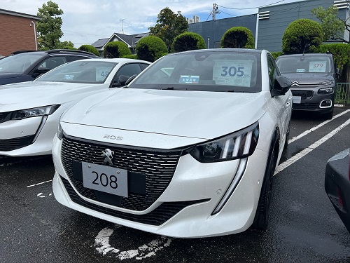 高年式走行距離極少車価格変更しました！