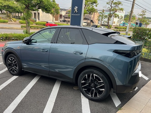 NEW試乗車★3008GT HYBRID アルカンタラパッケージ