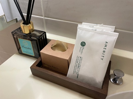 Powder room