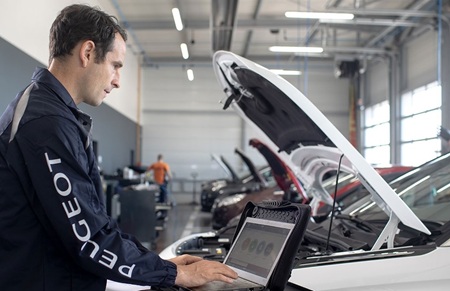 メーカー保証とロードサービス