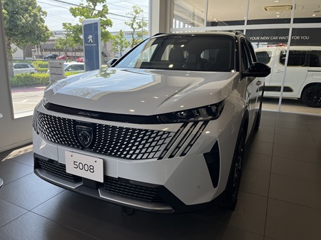 ショールームのお車