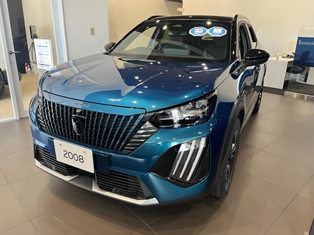 ショールームのお車