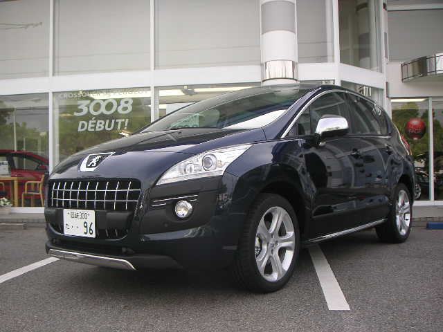 『3008』 がプジョー岡崎に参りました♪