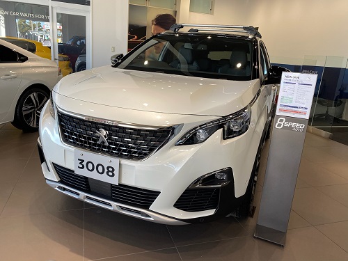 展示車入れ替え