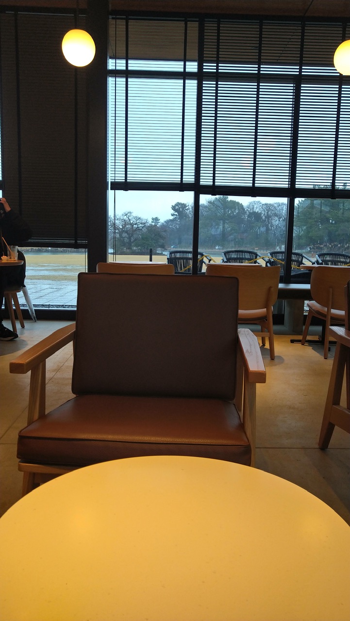スタバって少し緊張します、注文時あたふたナリマス