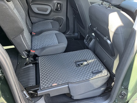 SEATBACK MAT