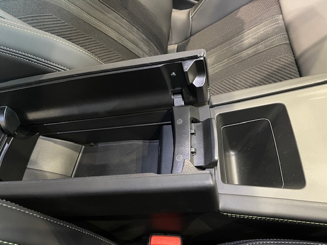 308｜センターコンソール